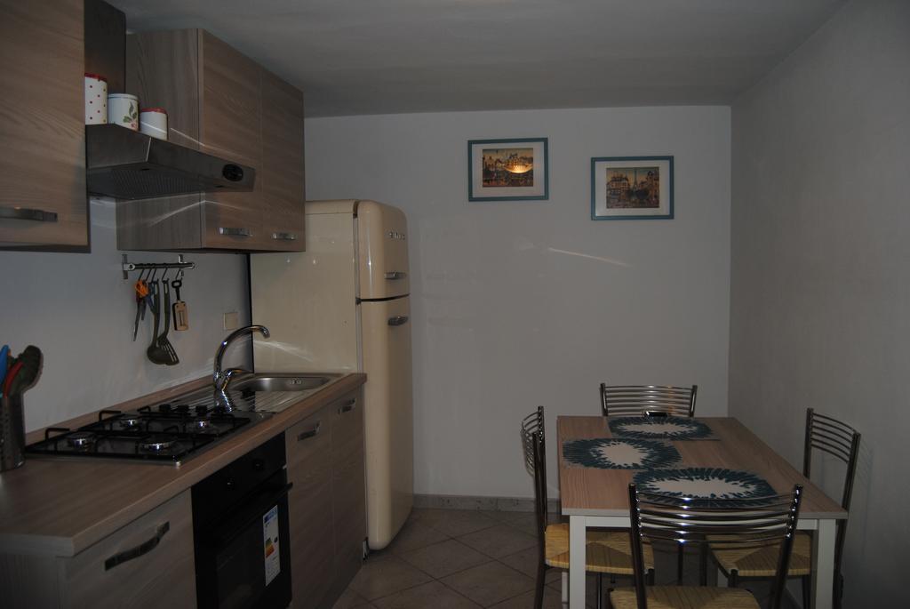 Il Susino Appartement Tirrenia Buitenkant foto